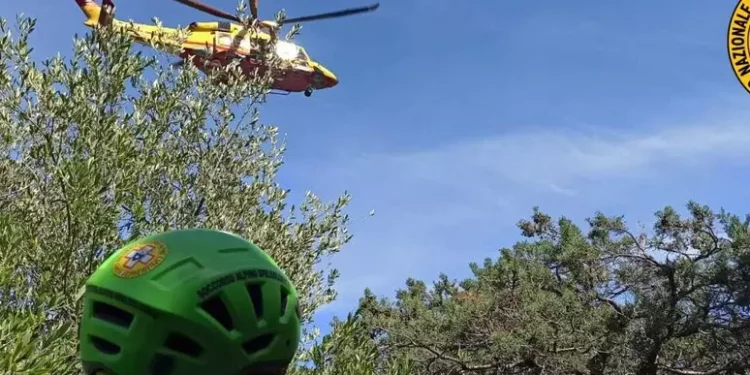 Escursionista ferita soccorsa con l’elicottero a Dorgali