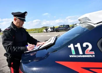 Forzano posto di blocco dei carabinieri, in auto un carico di carne rubata